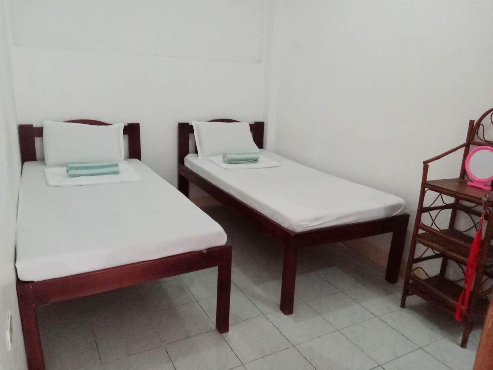 Pescador View - Beachfront & Nearby The Ocean Hostels & Restaurant מואלבואל חדר תמונה